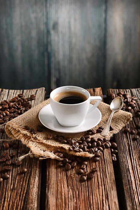 Velvet Dreams: Smooth Midnight Espresso
